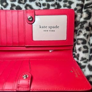 Red Kate Spade wallet ❤️‍🔥🍒🌹
